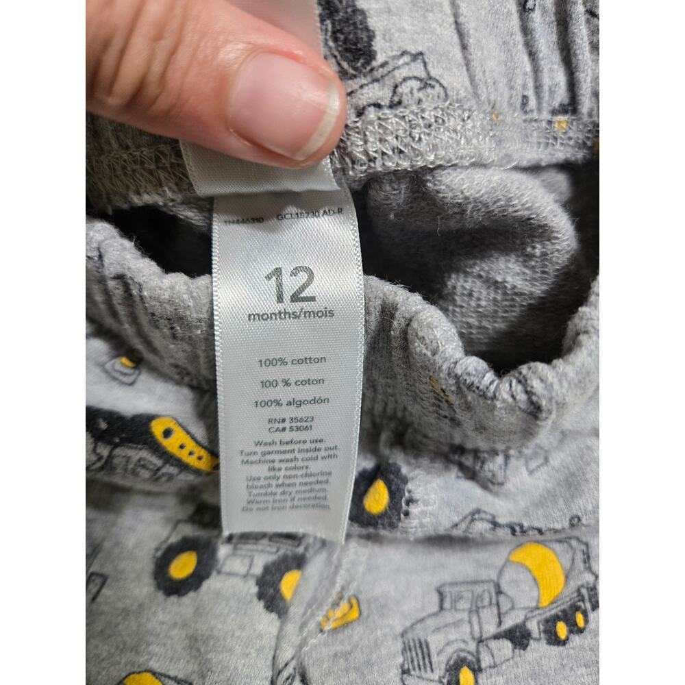Carter's 12 months boys 7 piece bundle - Picture 7 of 7